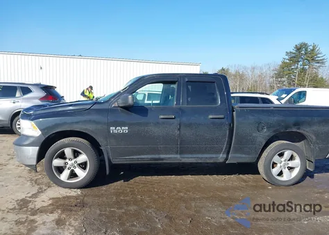 2015 Ram 1500 St z USA, uszkodzony, nr VIN 1C6RR7FT4FS656410